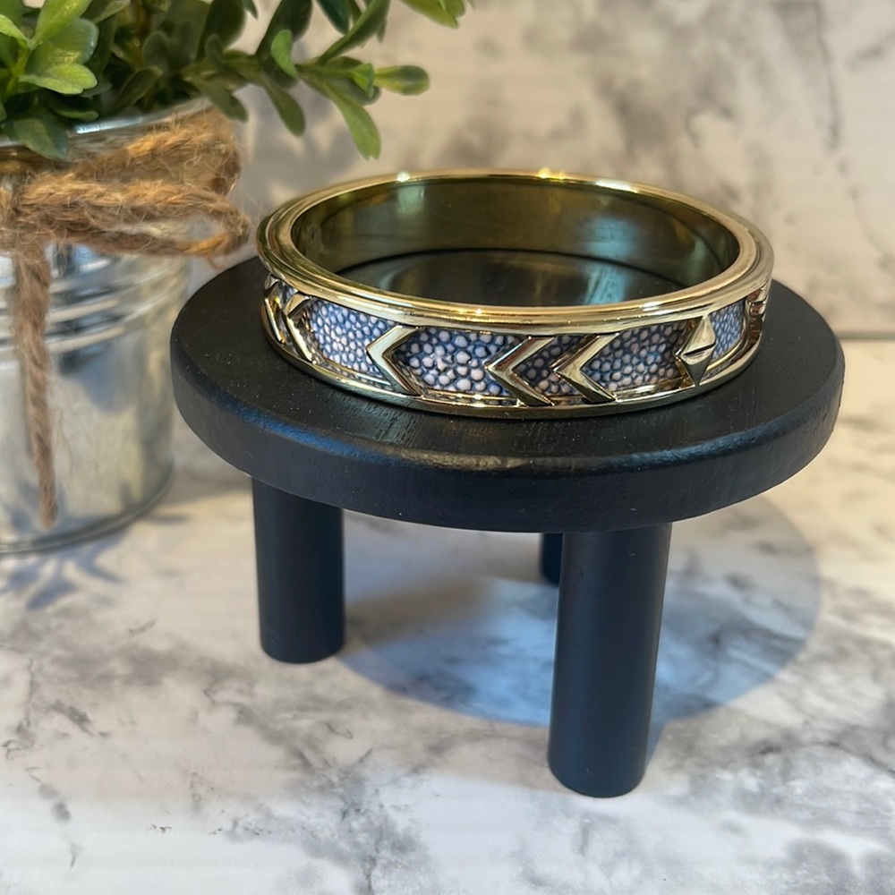 House of Harlow 1960 Aztec Bangle with blue star stingray leather